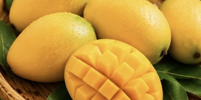 Fresh Mangoes